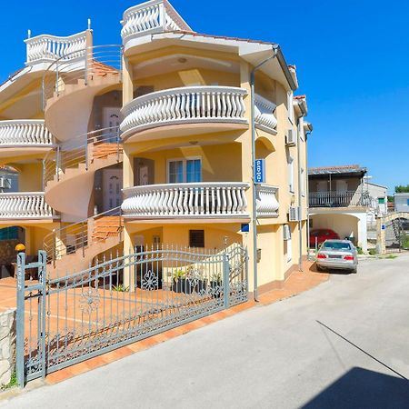 Apartment Ani 보디체 외부 사진