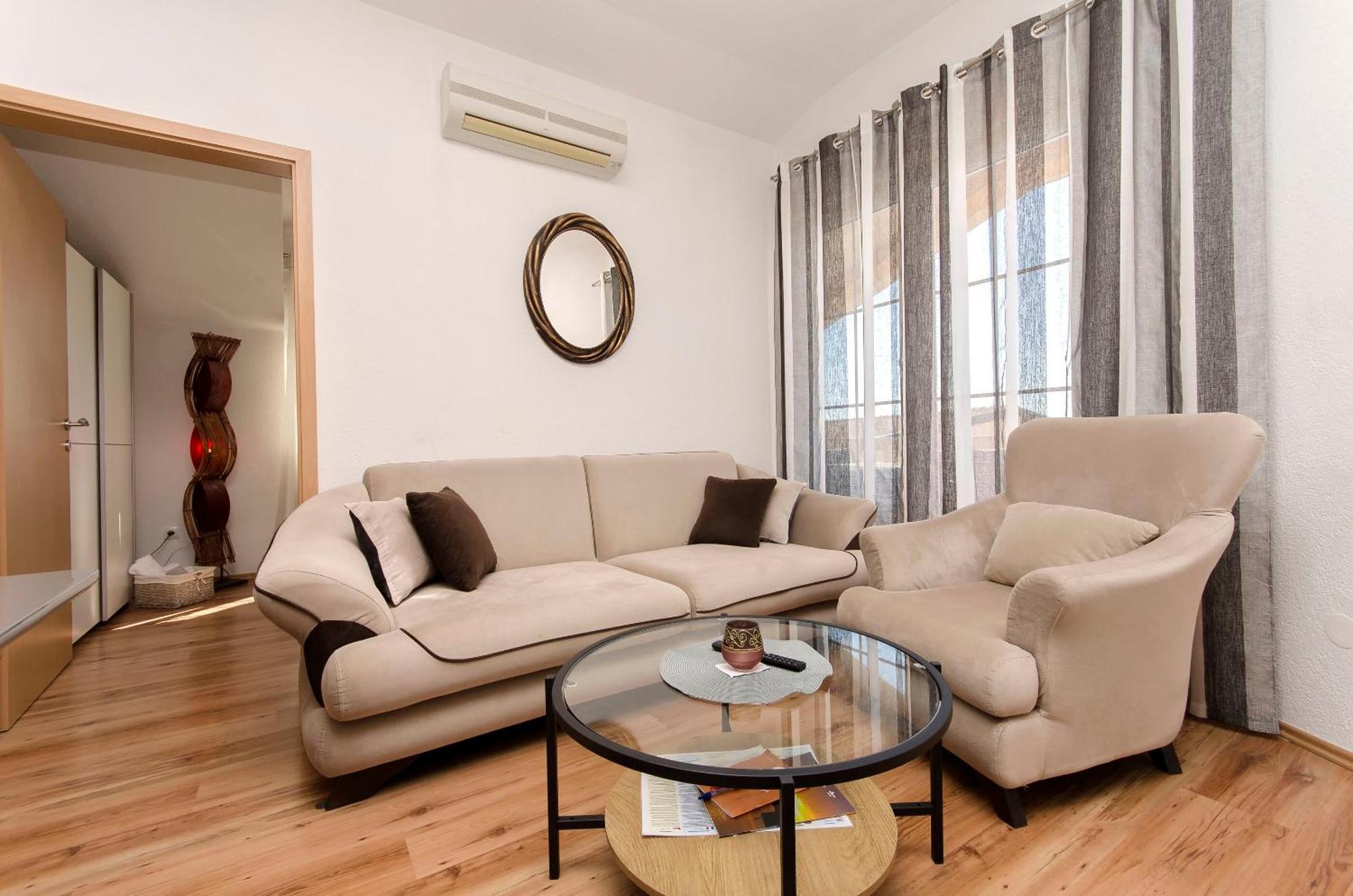 Apartment Ani 보디체 외부 사진
